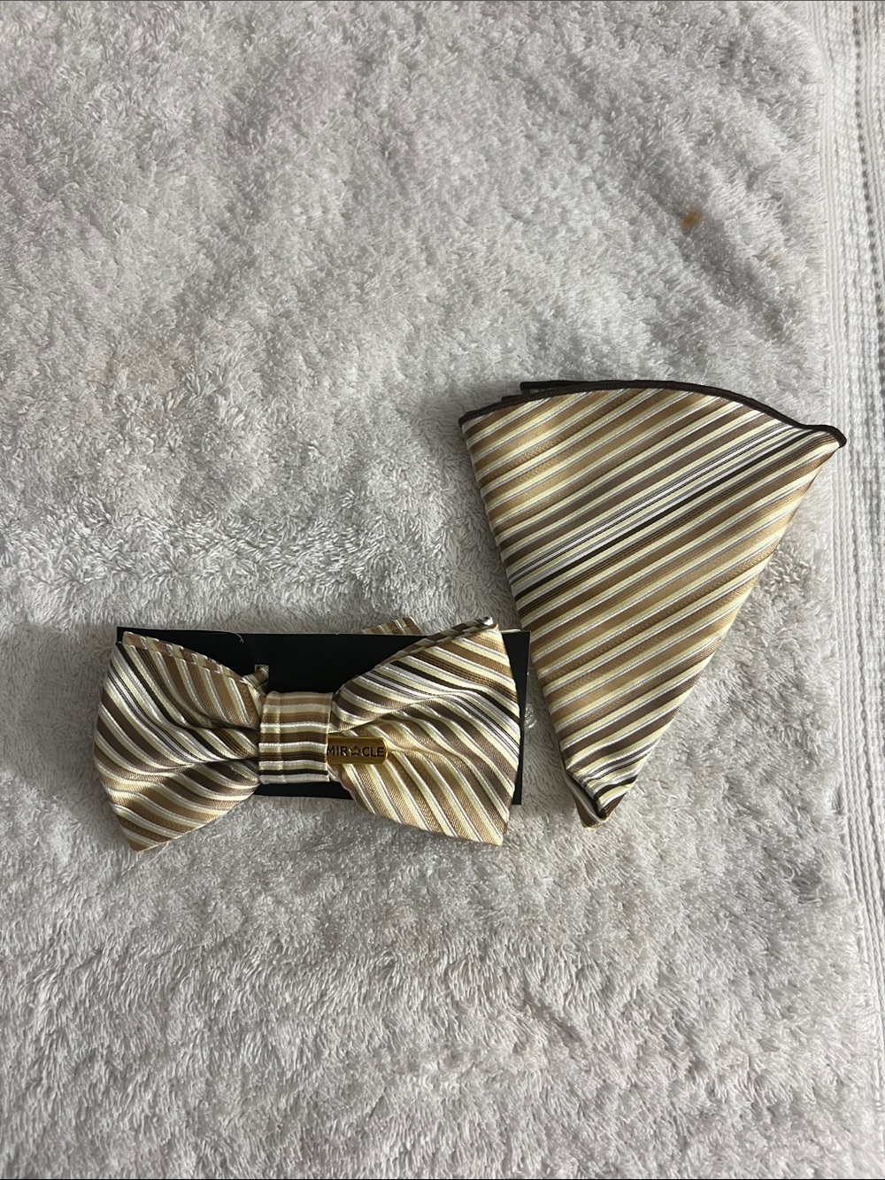 Tytus Ties Striped Gold & Cream “Miracle”Kids Bow Tie with Pocket Round